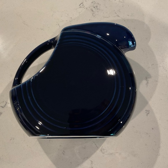 Vintage Cobalt Blue Fiestaware Disk Pitcher Beautiful Piece 7” by 7” - Picture 5 of 9